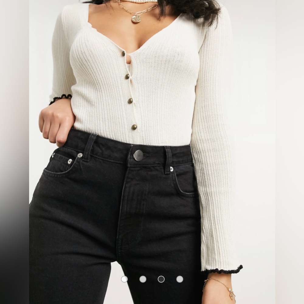 ASOS Design Petite High Rise Crop Kick Black Wash 26/28 - Picture 3 of 9